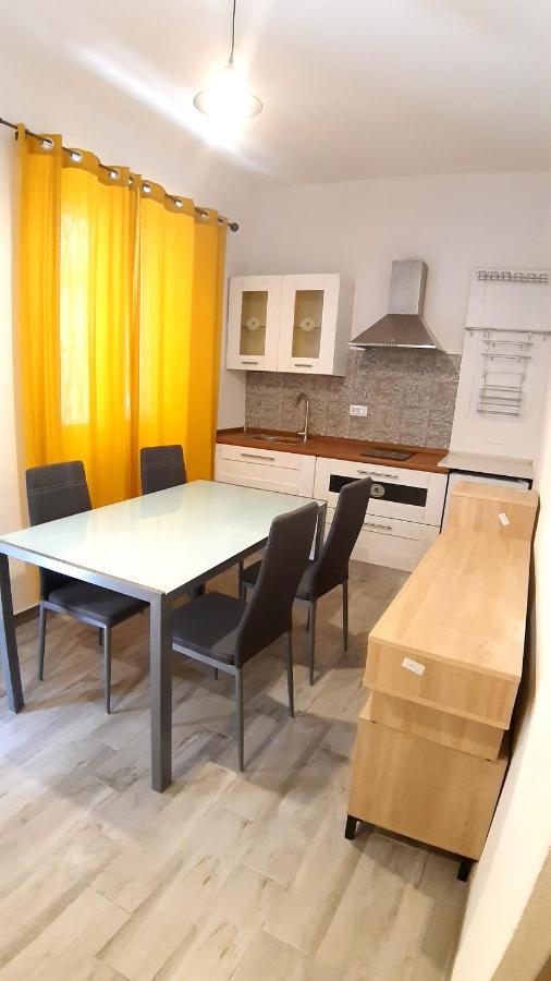 Domo In Terranoa, Old Town Apartment Олбия Екстериор снимка