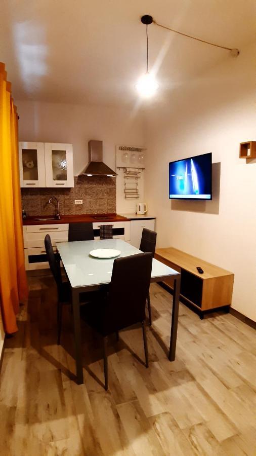 Domo In Terranoa, Old Town Apartment Олбия Екстериор снимка