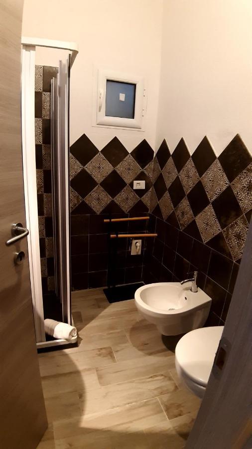 Domo In Terranoa, Old Town Apartment Олбия Екстериор снимка