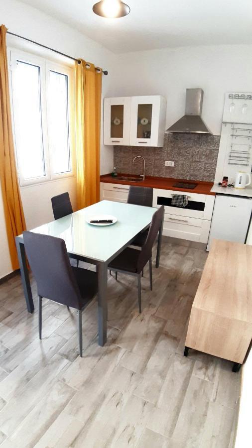 Domo In Terranoa, Old Town Apartment Олбия Екстериор снимка